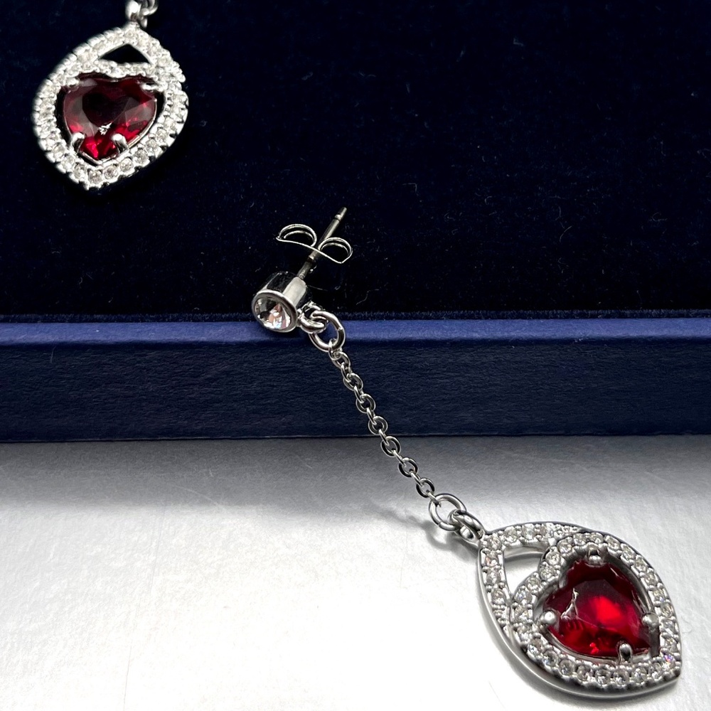 Swarovski Melesia Red Heart-shaped Crystal Drop Earrings (1062640)